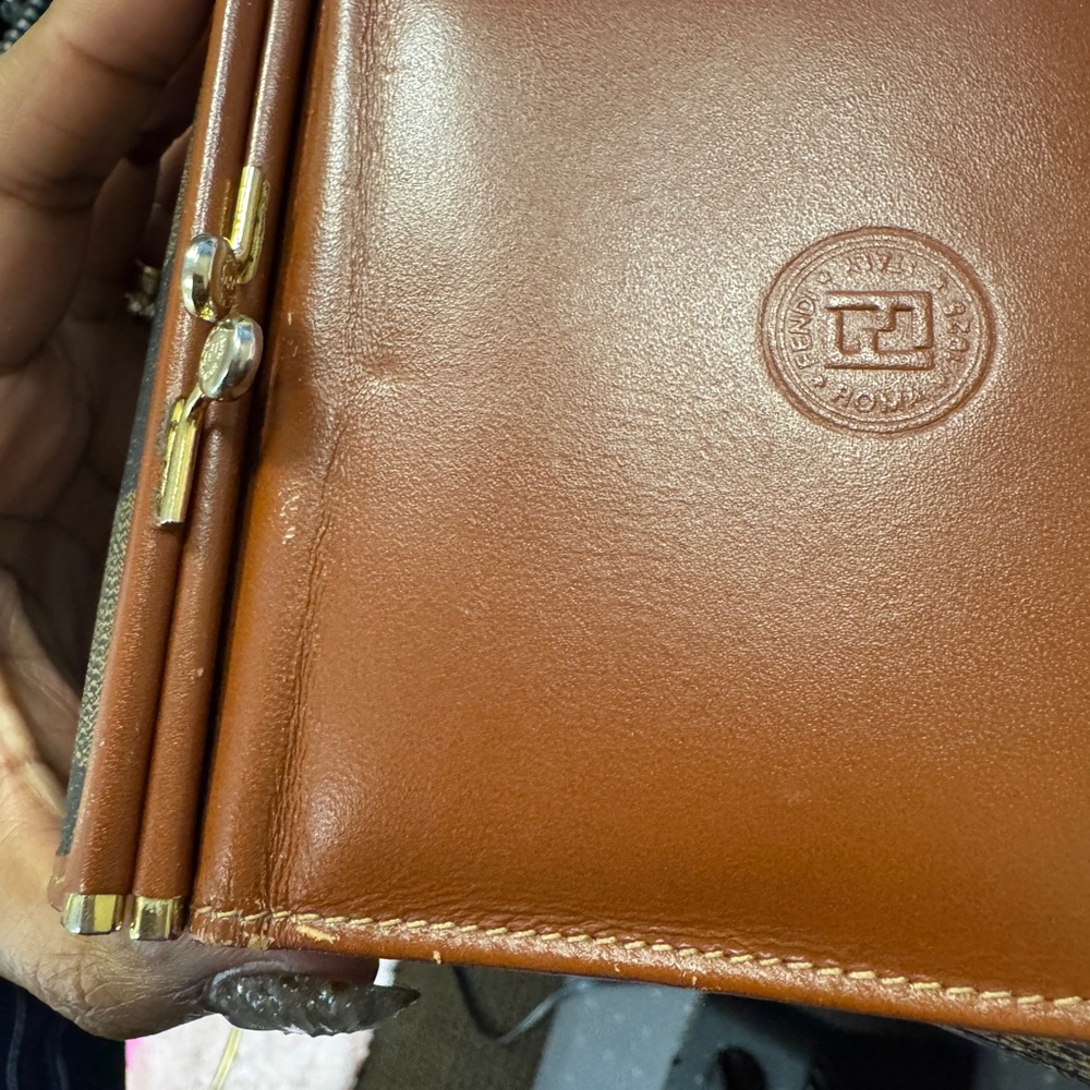 Vintage Fendi Zucca Bifold Wallet - Picture 12 of 13